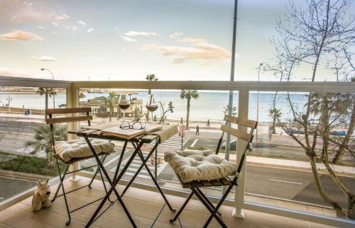 Ofertas en Diseño y Confort frente al Mar en la Playa de Huelin (Apartamento), Málaga (España)