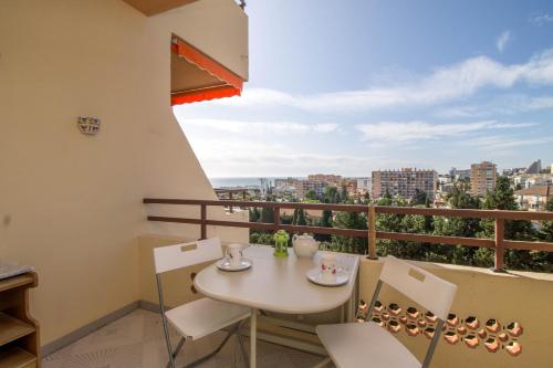Ofertas en Duquesa 506 by IVI Real Estate (Apartamento), Torremolinos (España)