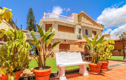 Ofertas en el Beautiful home in Benajarafe w/ Indoor swimming pool, WiFi and Outdoor swimming pool (Casa o chalet) (España)