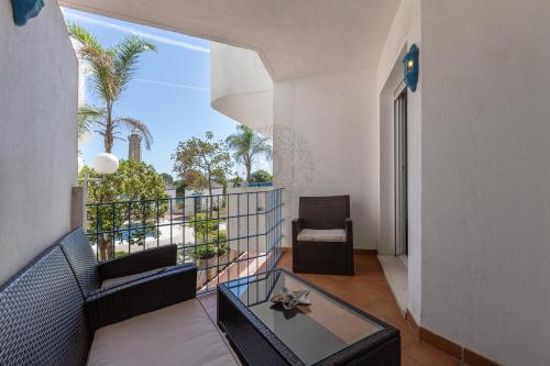 Ofertas en El Faro Beach Apartment IV (Apartamento), Estepona (España)