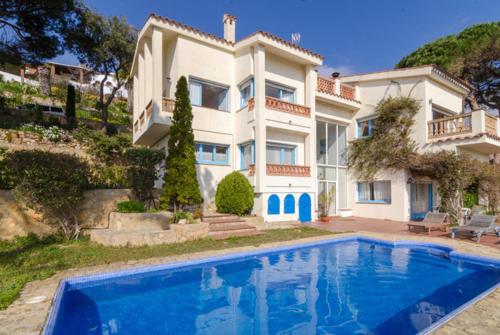 Ofertas en el Lloret de Mar Villa Sleeps 6 with Pool and Free WiFi (Villa) (España)