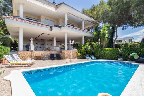 Ofertas en el Luxury Villa La Mora Beach Tarragona Private Pool (Villa) (España)