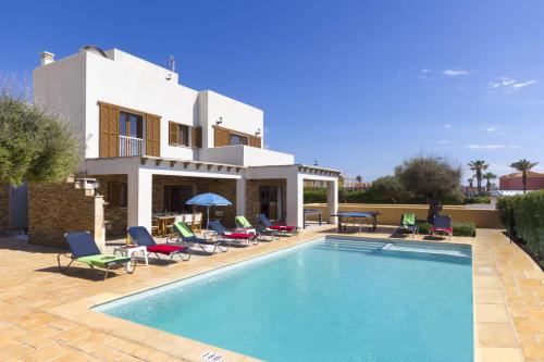 Ofertas en Ibiza 4 bedroom villa, Cala'n Blanes (Villa), Cala en Blanes (España)