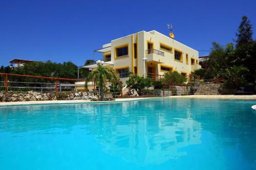 Ofertas en Luxury Private Holiday Villa with Private Pool, Ibiza Villa 1024 (Villa), Santa Eulària des Riu (España)