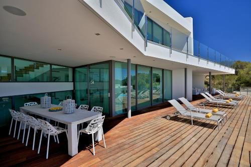 Ofertas en Modern Masterpiece with Private Pool, Ibiza Villa 1001 (Villa), Sant Josep de sa Talaia (España)