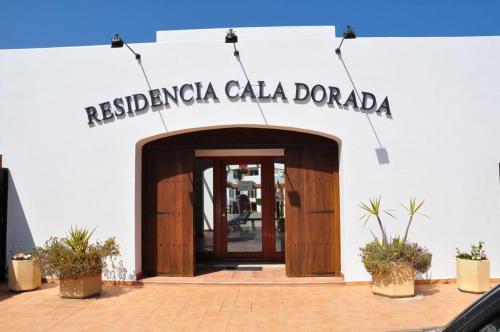 Ofertas en Residencia Cala Dorada (Apartamento), Portopetro (España)
