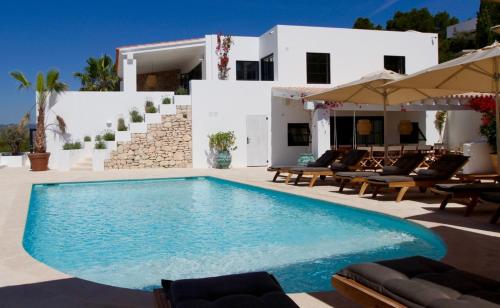 Ofertas en The Perfect Luxury Villa with Sensational Sea Views, Ibiza Villa 1063 (Villa), Talamanca (España)