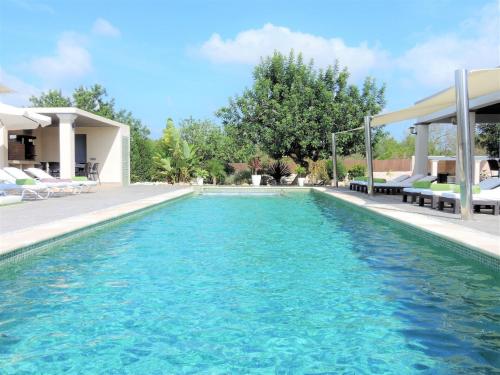 Ofertas en The Ultimate 5 Star Luxury Villa with Private Pool, Ibiza Villa 1034 (Villa), San Antonio (España)