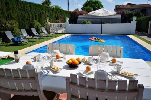 Ofertas en Villa Alicante La Marina Oasis piscine et tennis privé (Casa o chalet), San Fulgencio (España)