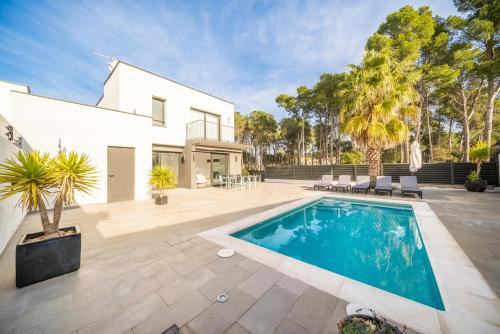 Ofertas en Villa Tatiana (Villa), L'Escala (España)