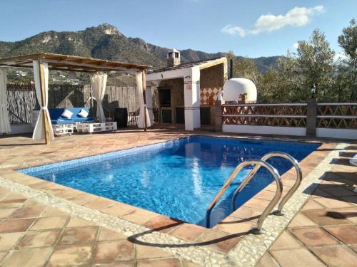 Ofertas en Villa with 2 bedrooms in Malaga with wonderful mountain view private pool terrace (Villa), Málaga (España)