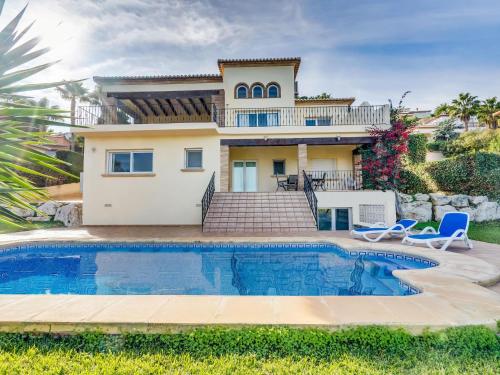 Ofertas en Villa with private pool, airco, wifi and beautiful sea view on the gulf of Javea (Villa), Jávea (España)