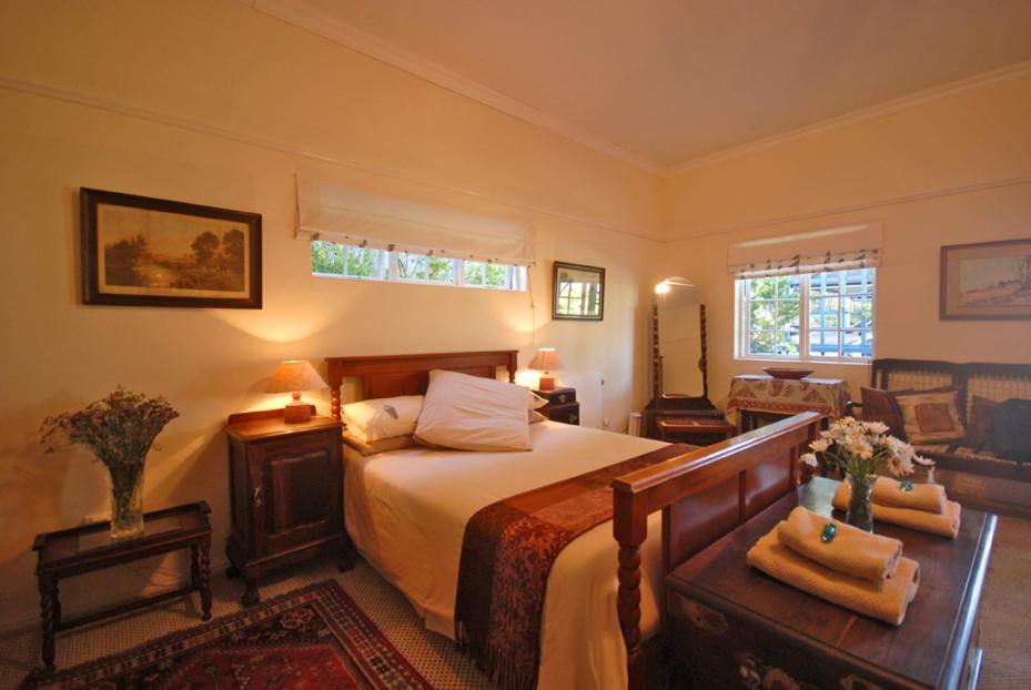 Bed & breakfast Guinea Fowl Lodge