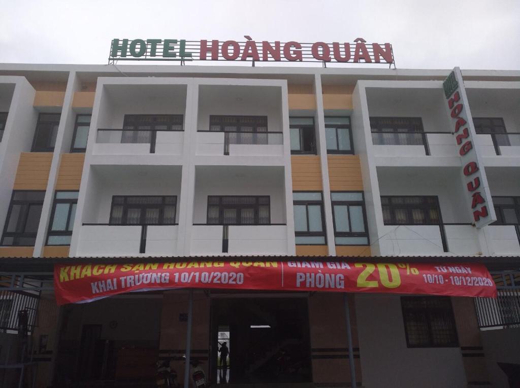Hotel Hoàng Quân Hotel - Gần bến tàu Rạch Giá Phú Quốc