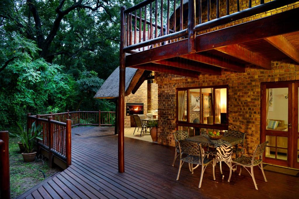 Lodge Cambalala's Private Villa - In Kruger Park Lodge - Free Wifi - Serviced Daily