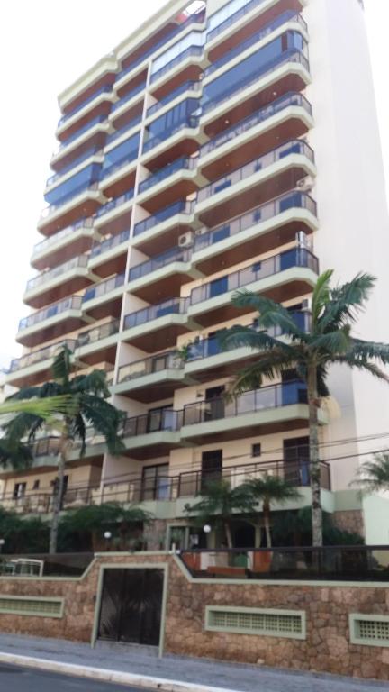 Apartamento Apartamento Enseada, Guarujá, 3 dorms, 3 banhs, 8 pessoas, 250 metros da praia, 2 sacadas, 2 vagas de garagem