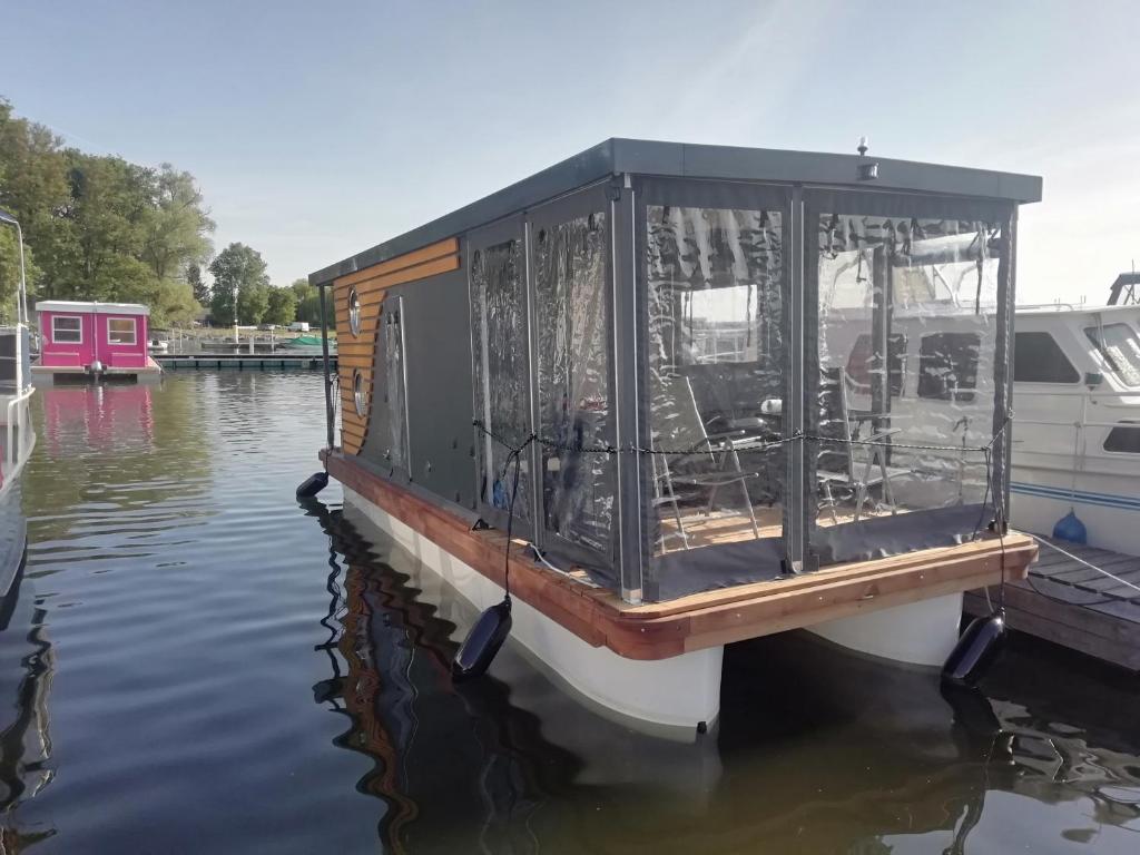 Barco Hausboot Vermietung Brandenburg