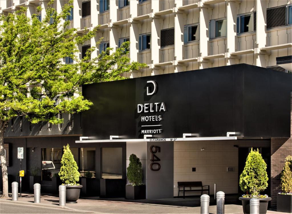 Hotel Delta Hotels by Marriott Kamloops