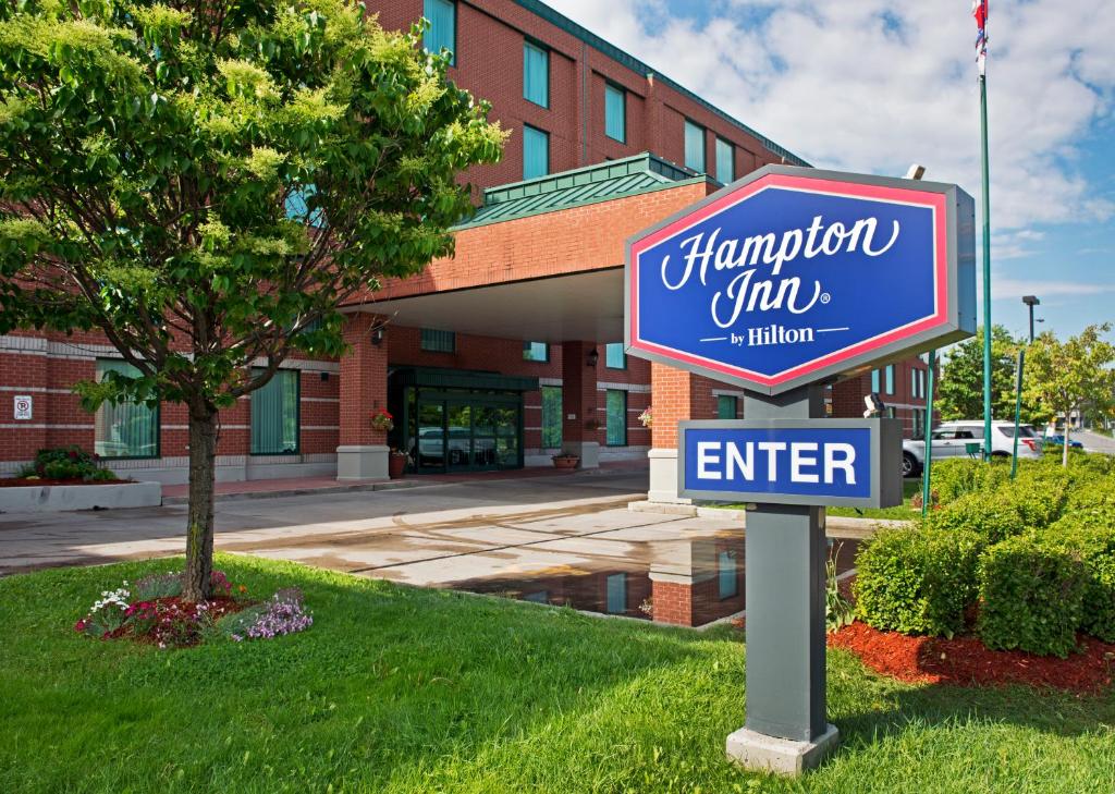 Hotel Hampton by Hilton Ottawa