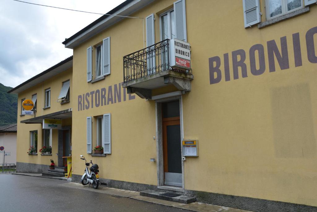 Hotel Ristorante Bironico
