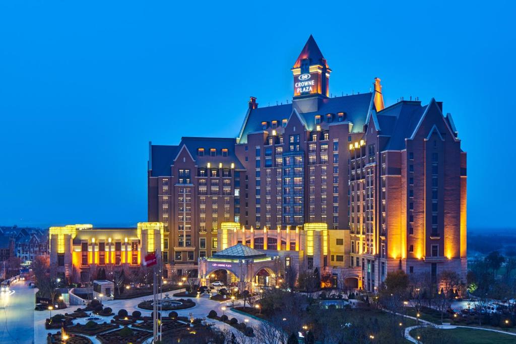 Resort Crowne Plaza Tianjin Jinnan, an IHG Hotel
