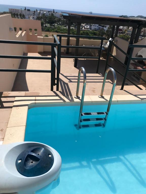 Apartamento Atico con piscina privada vistas al mar