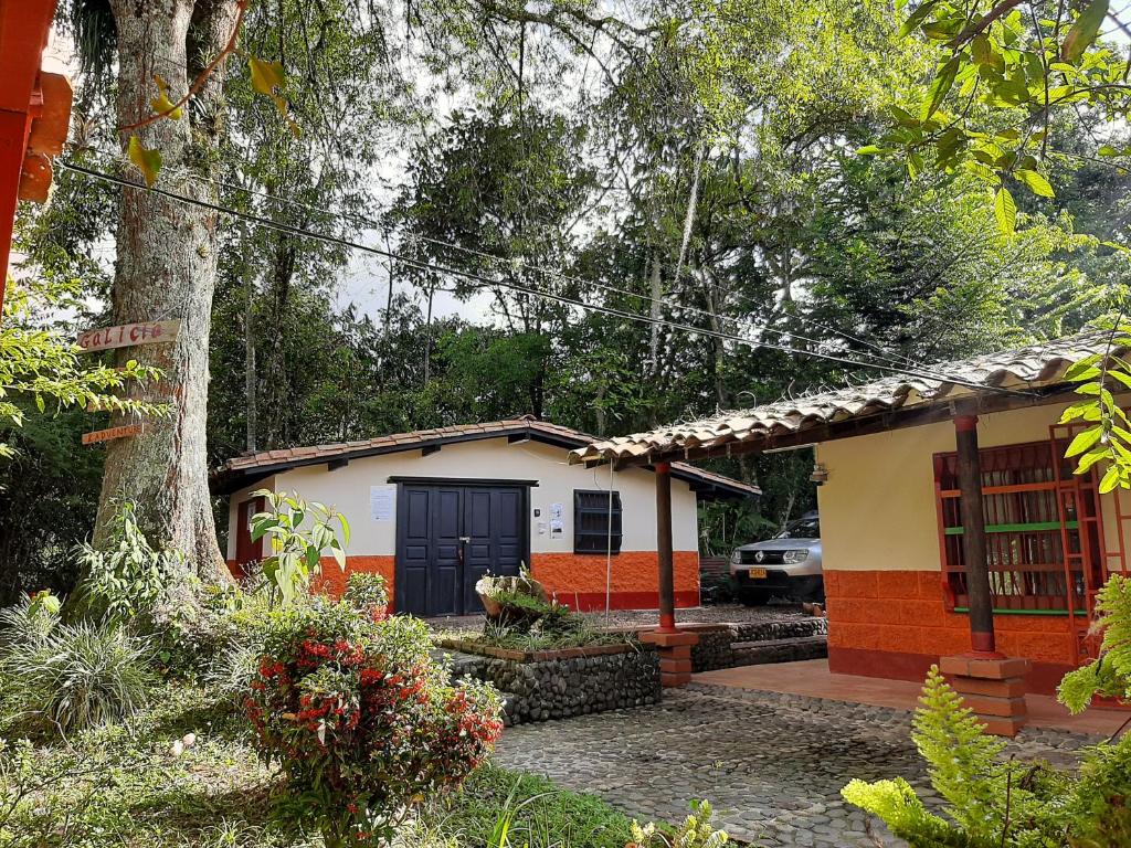 Apartamento Compostela cabaña privada (private cabin for rent)