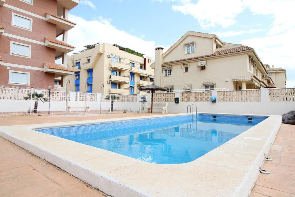 Apartamento Estudio para parejas con piscina en Canet playa