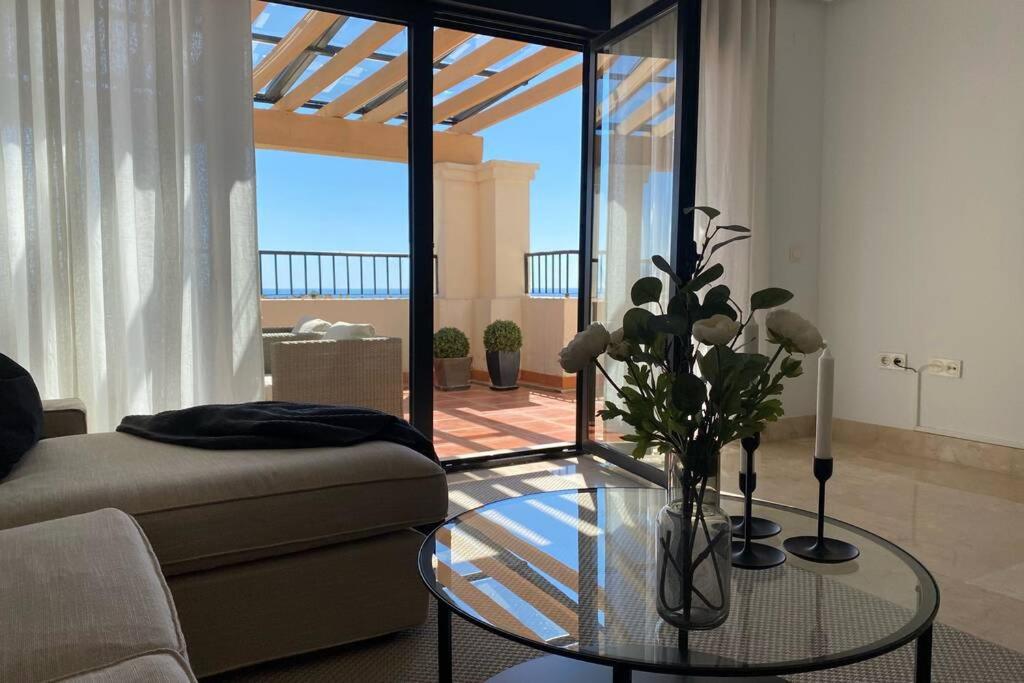 Apartamento Penthouse with sea views in Marbella