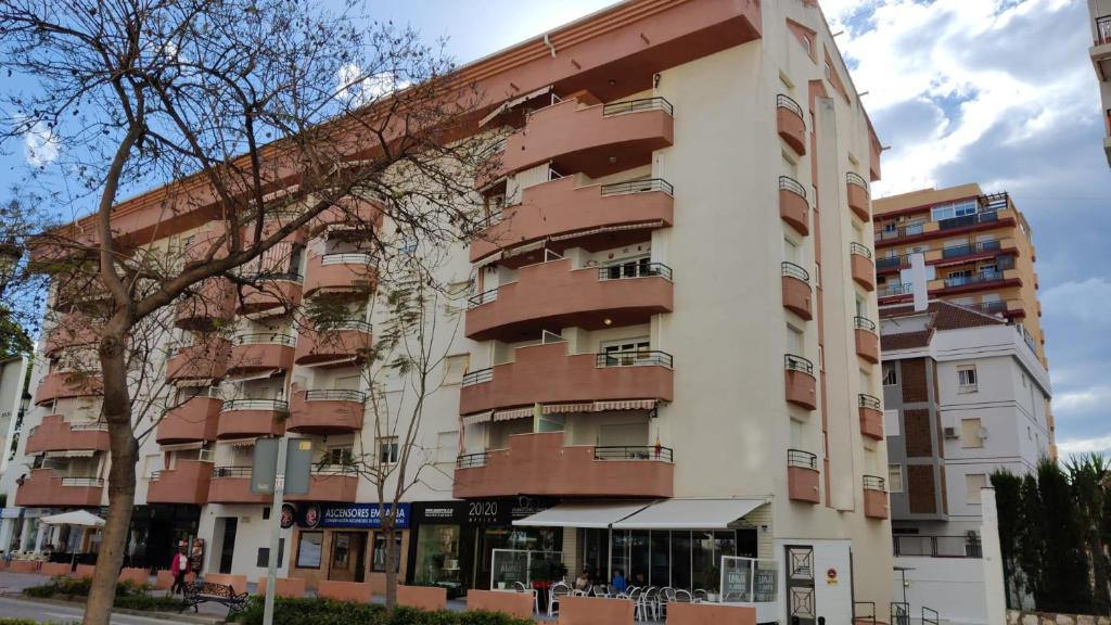 Apartamento Residencial Los Olivos. 2ª Línea de playa, Fuengirola