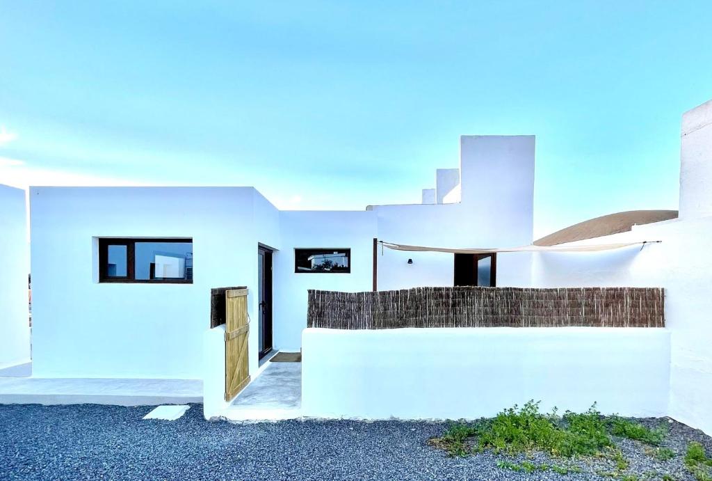 Casa o chalet Bonita casa con Wifi, terraza y vista espectacular en Tinajo