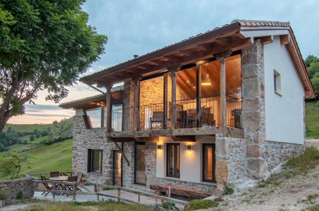 Casa o chalet Pulieru - Casa vacacional diseñada para todos estaciones con vistas de los Picos de Europa
