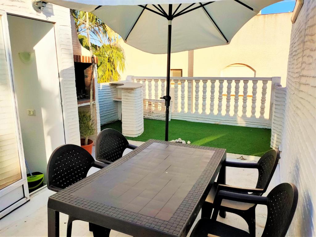 Casa o chalet Townhouse with bbq and pools - Costa Hispania
