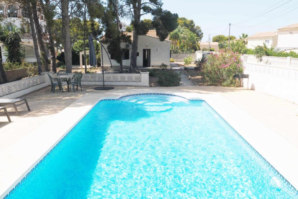 Villa Casa Clara Villa rústica con piscina privada pinada barbacoa internet