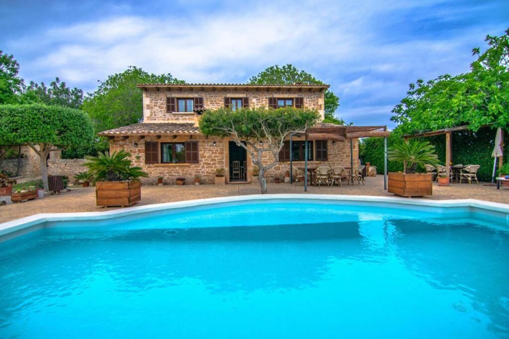 Villa Casa con piscina a 1 km del mar y del pueblo