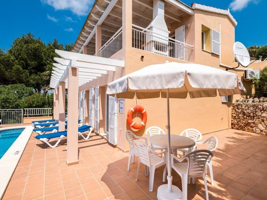 Villa Casa Roman - 3 bedroom Villa - Beautiful sea views - A private family Villa