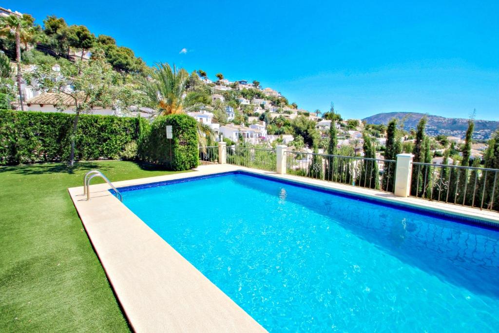 Villa La Gavina - holiday bungalow with sea view in Moraira