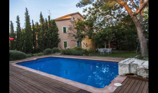 Villa Vilafranca del Penedes Villa Sleeps 6 with Pool
