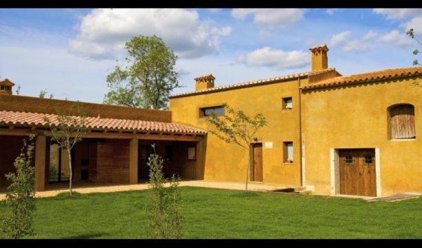 Villa Villa in Sant Andreu Salou Sleeps 4 with Pool