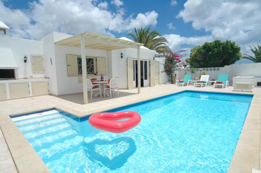 Villa Villa Playa Del Pena Grande - 3 Bedroom Villa - Great Pool Area - Perfect for Families