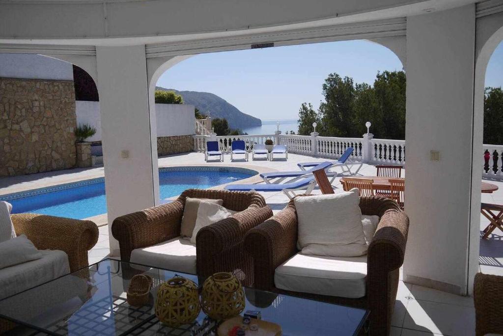Villa Villa privada con gran piscina caliente frente al mar aawifi bbqvistas