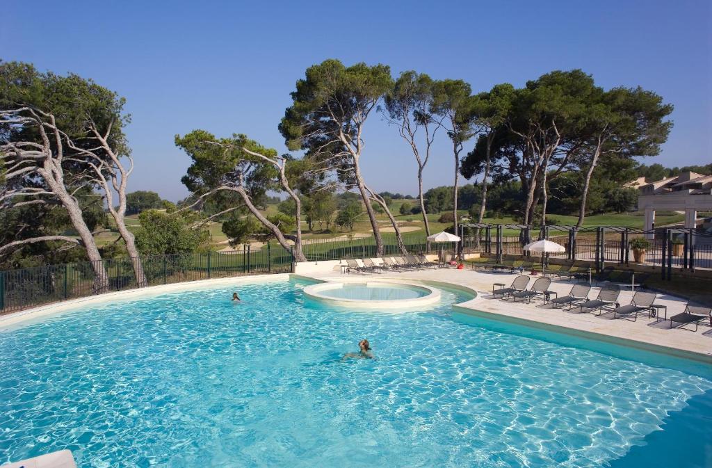Apartahotel Madame Vacances Résidence Provence Country Club