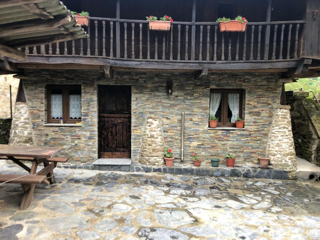 Casa o chalet House with 2 bedrooms in Tineo with WiFi