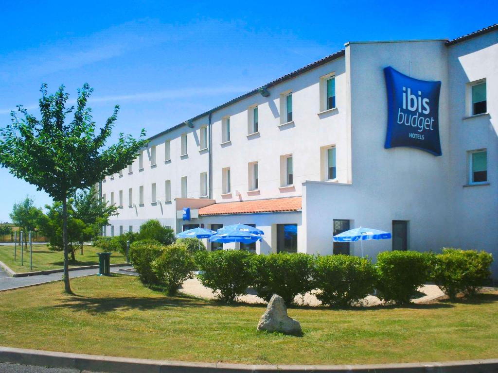 Hotel ibis budget Niort - La Crèche