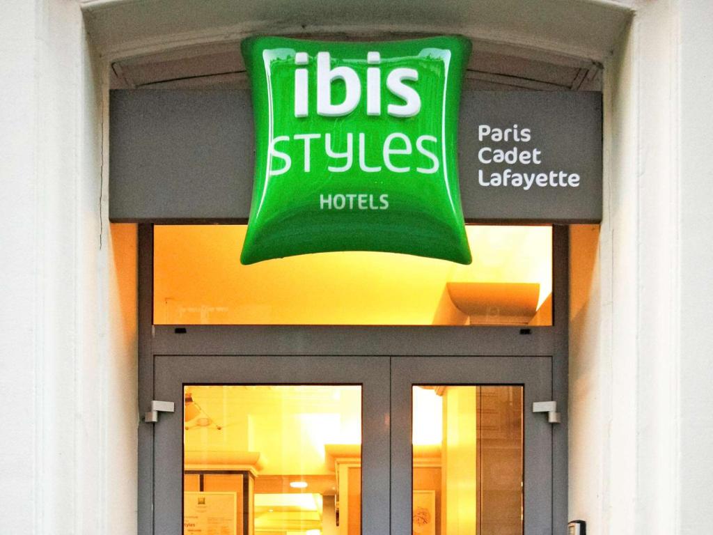 Hotel ibis Styles Paris Cadet Lafayette