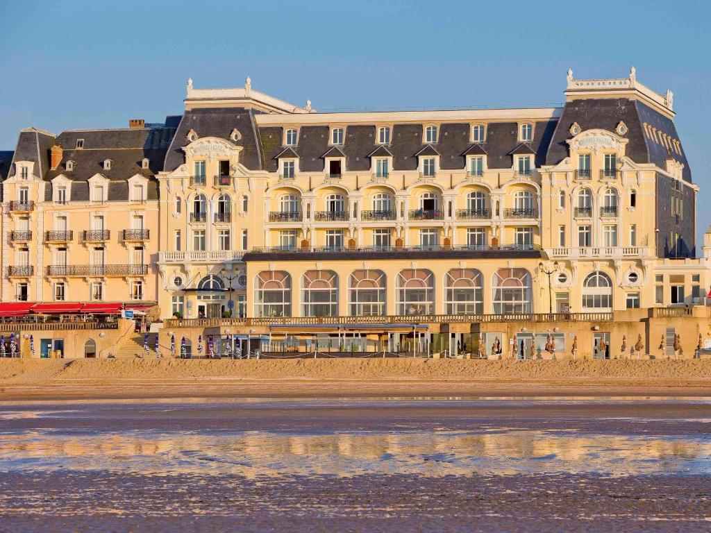 Hotel Le Grand Hotel de Cabourg - MGallery Hotel Collection