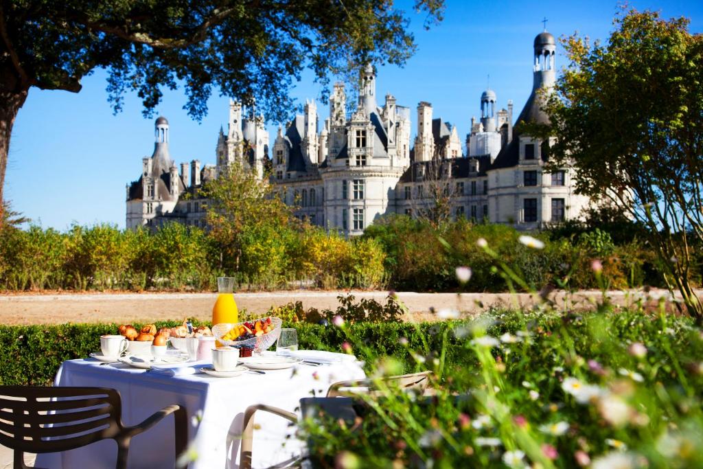 Hotel Relais de Chambord - Small Luxury Hotels of the World