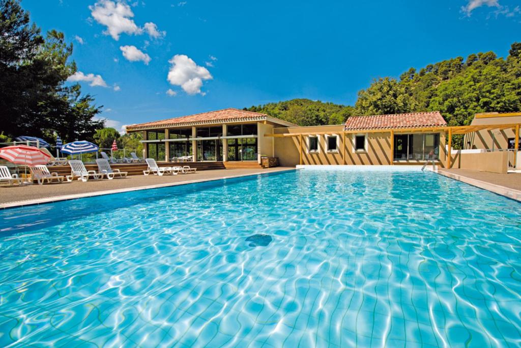 Resort Club Vacances Bleues Domaine de Château Laval
