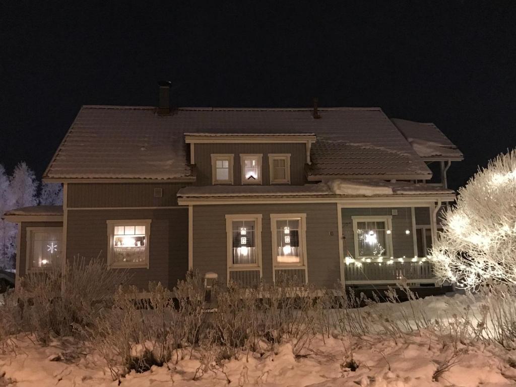 Villa Cozy house close to Arctic Circle