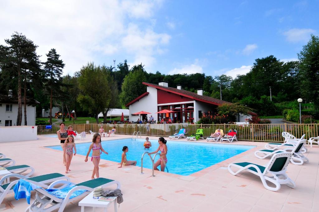 Camping resort VVF Villages « L'Escale Basque » Saint-Jean-Pied-de-Port
